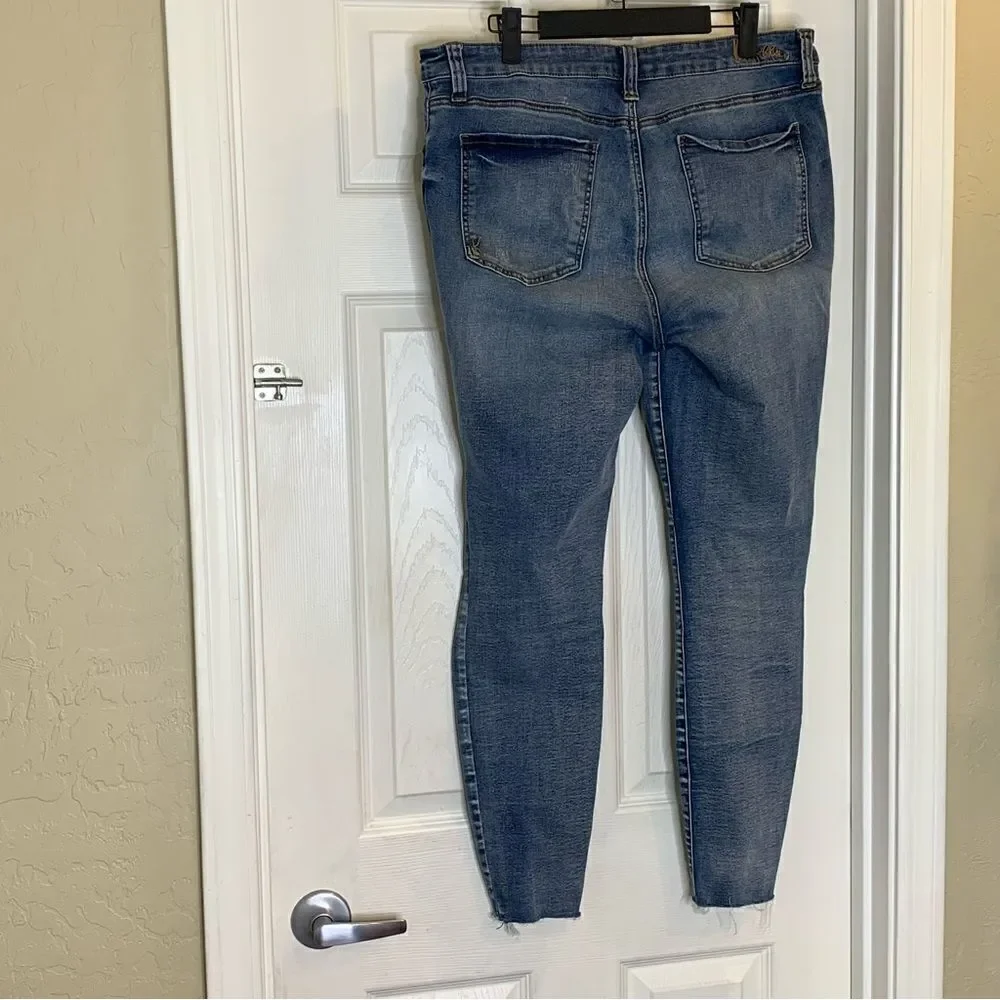 Kut from the Kloth Carlo Ankle Skinny Distressed Jeans Size 16 Raw Hem